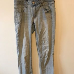 American Eagle skinny jeans